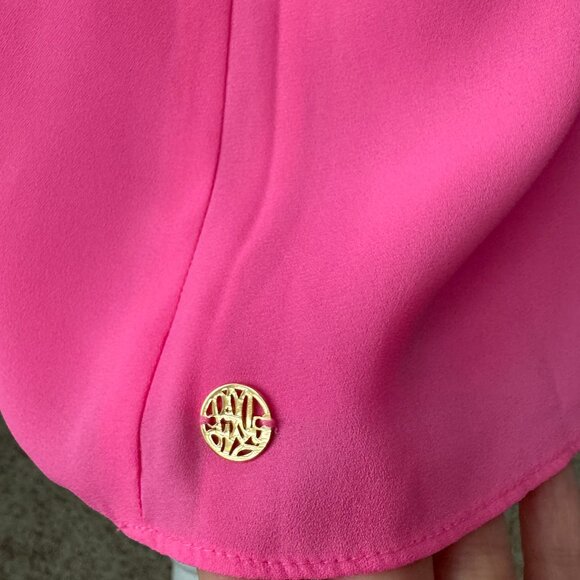 Lilly Pulitzer Florin Reversible Top in Pink Tropics Bunny Hop Size Medium - Picture 6 of 6